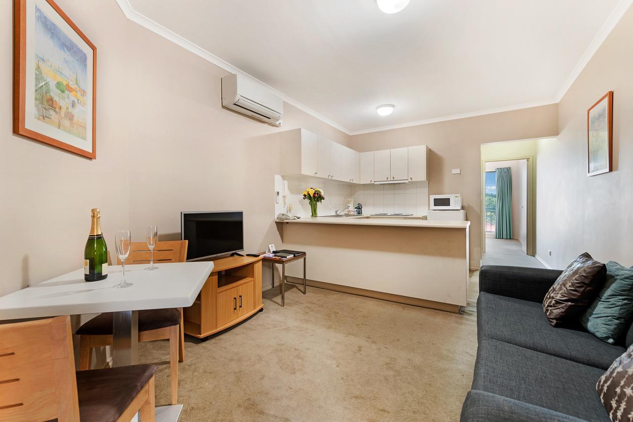 Punt Road Apartment Hotel Melbourne Bagian luar foto